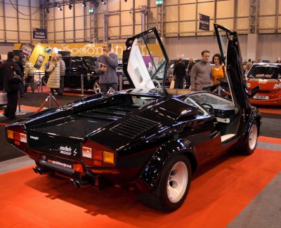 Lamborghini Countach : click to zoom picture.